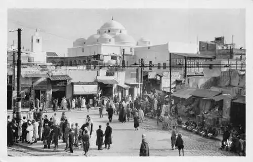Tunesien Tunis 1957 Place Bab Souika Busy Square Electricite Shop RPPC Postkarte