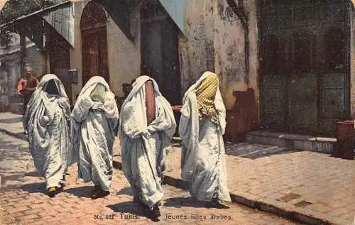Tunesien Tunis Junge Frauen in Burkas Vintage Postkarte