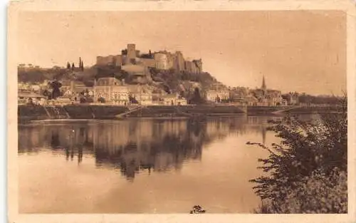 L312 Frankreich 1940 Chinon Castle Lake Vintage Postkarte