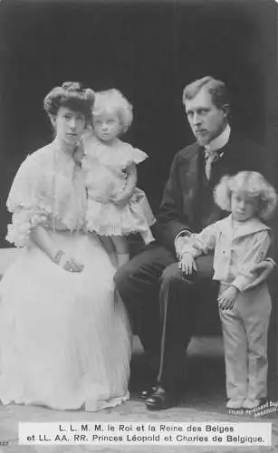 L077 Belgien König und Königin und Kinder Familienportrait Postkarte