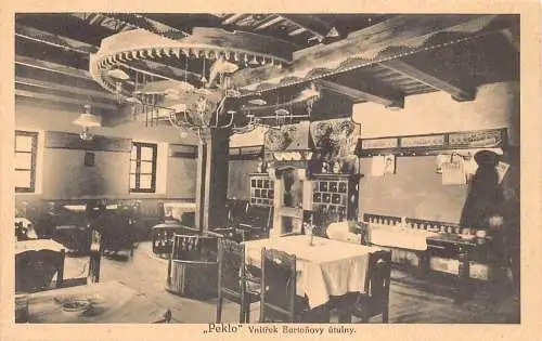 L037 Tschechien Peklo - Das Innere von Bartons gemütlichem Restaurant Vintage Postkarte