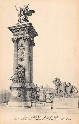 Frankreich Paris Pont Alexandre III Pylone de l Industrie Skulpturen Brücke Postkarte