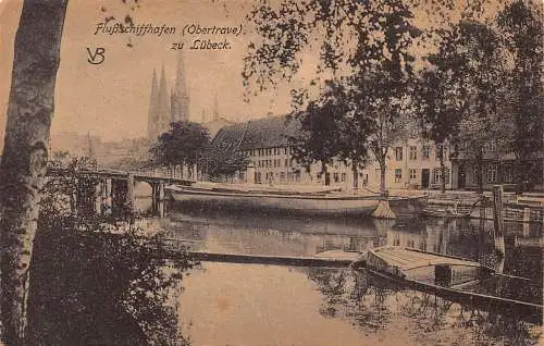 Deutschland Flussschiffhafen Obertrave zu Lübecker Hafen Vintage Postkarte