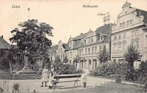 Deutschland 1906 Zerbst Molkeplatz Kinder Bank Laden Vintage Postkarte