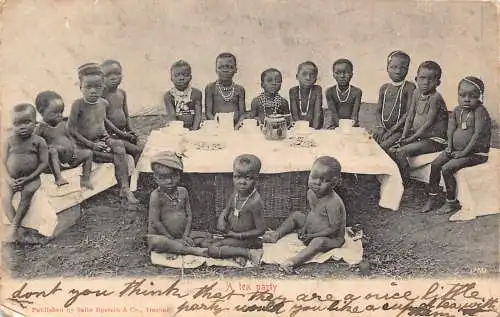 Südafrika eine Teeparty Kinder einheimische ethnische Vintage Postkarte