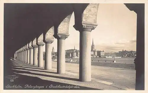 Schweden Stockholm Pelargangen i Stadshustraedgarden Vintage Postkarte