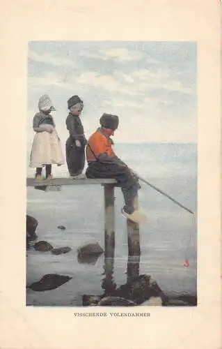 Niederlande Visschende Volendammer Kinder Angeln Holzschuhe Mann Postkarte