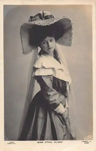 Edwardianische Schauspielerin Miss Ethel Oliver posiert in elegantem Kleid 1906 Postkarte