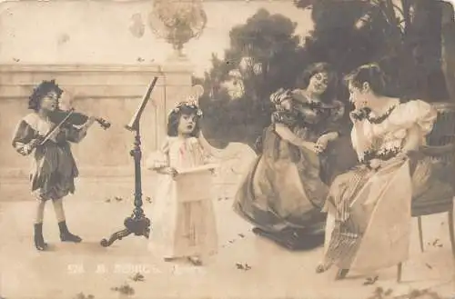 Russland 1910 Kunst von M Levis Duett Mädchen singender Junge spielt Violine Mütter Postkarte