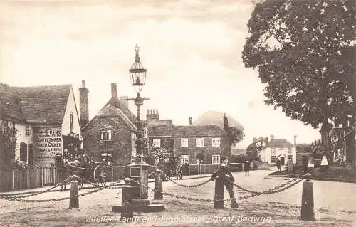 B007 England Great Bedwyn Jubilee Lamp and High Street Vintage Postcard