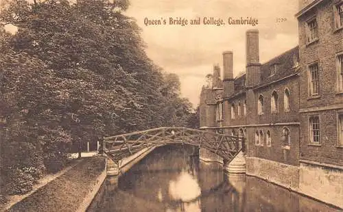 B003 England Oxford Queen's Bridge and College Vintage Postkarte