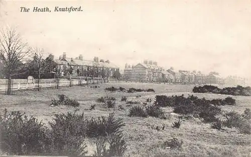 B006 England The Heath Knutsford Vintage Postkarte