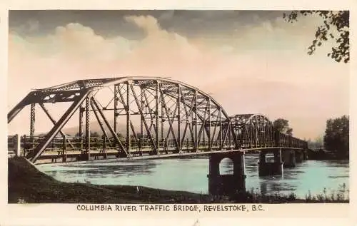 B020 Kanada Columbia River Verkehrsbrücke Revelstoke BC RPPC Postkarte