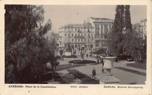 B012 Griechenland Athen Place de la Constitution RPPC Vintage Postkarte