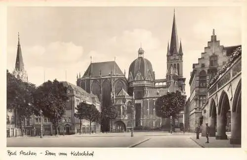 L320 Deutschland Bad Aachener Dom Katschhof RPPC Vintage Postkarte