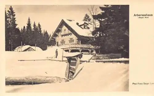 L322 Deutschland Aberseehaus i Bayer Wald Mann im Schnee Vintage Postkarte