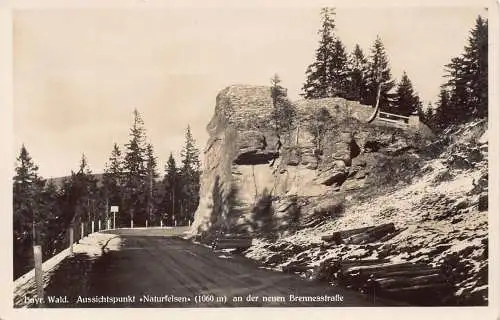 L322 Deutschland Bayr Wald Aussichtspunkt Naturfelsen Brennesstraße RPPC Postkarte