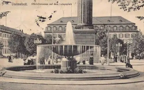 L010 Deutschland 1920 Darmstadt Luisenplatz Brunnen Vintage Postkarte