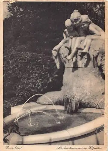 A082 Deutschland 1951 Düsseldorf Maerchenbrunnen Brunnen im Hofgarten Postkarte