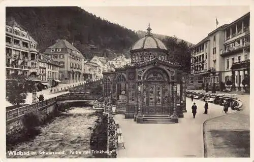 L319 Deutschland 1934 Wilbad im Schwarzwald Partie mit Trinkhalle Vintage Postkarte