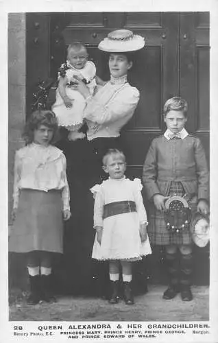 L074 Postkarte Britisches Königskönigin Alexandra und Enkelkinder