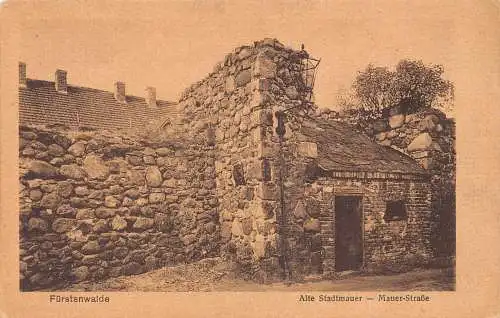 L053 Deutschland Fürstenwalde Alte Stadtmauer Mauer-Straße Vintage Postkarte