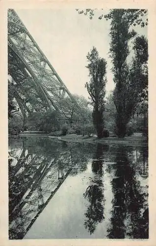 C087 Frankreich Paris Im Champ de Mars Garten Vintage Postkarte