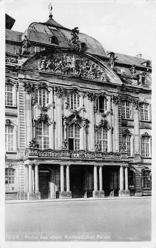 L010 Deutschland Trier Kurtfürstlichen Palais Vintage Postkarte