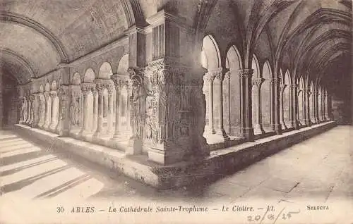 Frankreich 1925 Arles Kathedrale Sainte Trompime Cloitre Vintage Postkarte