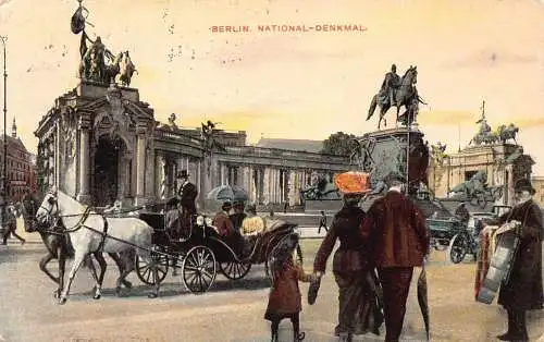 A064 Deutschland 1912 Berliner Nationaldenkmal Pferdekutsche Postkarte
