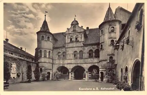 L263 Deutschland 1942 Konstanz a B Rathaushof Innenhof Vintage Postkarte