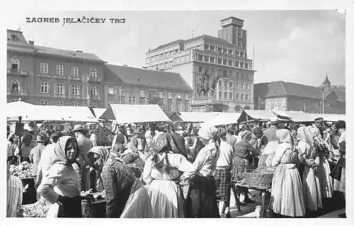 Kroatien Zagreb Jelacicev Trg Frauenmarkt RPPC Vintage Postkarte