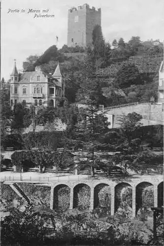 Italien Meran Partie in Meran mit Pulverturm Turm Vintage Postkarte