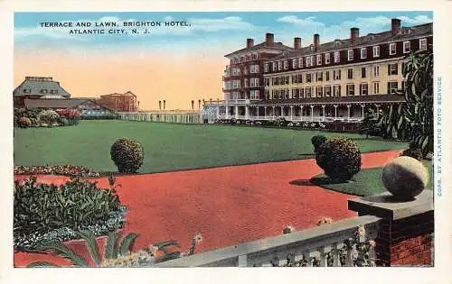 US New Jersey Terrasse und Rasen Brighton Hotel Atlantic City Vintage Postkarte