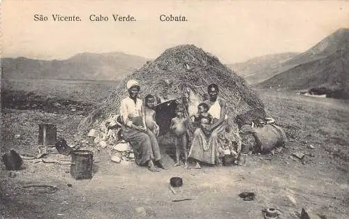 B034 Kapverdische Sao Vicente Cobata traditionelle Hütte Eingeborene Jungen ethnische Postkarte