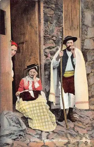B033 Ethnisches Spanien Teneriffa Lagune Grupo de Campe Bauern rauchen Zigarre Postkarte