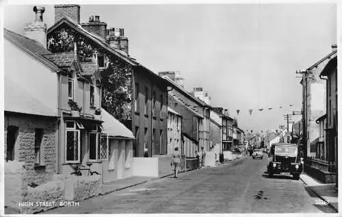 B036 Wales Borth High Street Car RPPC Vintage Postkarte
