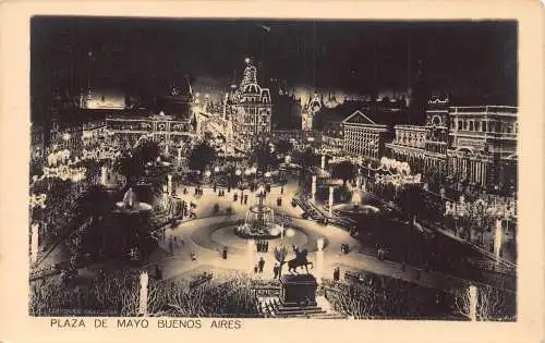 B038 Argentina Plaza de Mayo Buenos Aires Square Moonlight RPPC Postkarte