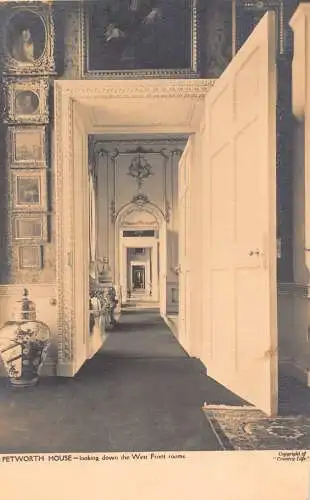 England Petworth House mit Blick auf die West Front Rooms Vintage Postkarte