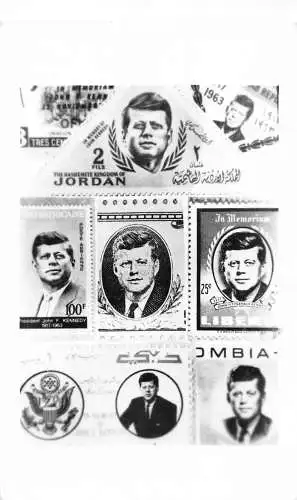 B041 US Politiker John F Kennedy In Memoriam in Briefmarken Thematische RPPC Postkarte