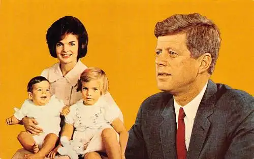 B040 US Präsident John F Kennedy Frau Jacqueline Familie Vintage Postkarte