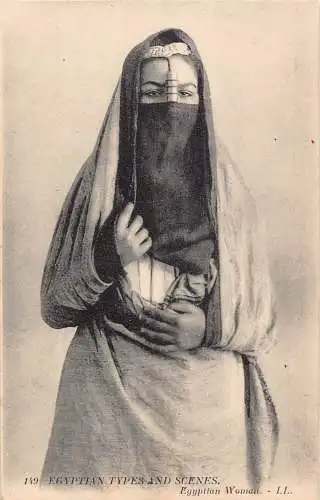 B033 Ägyptische Typen und Szenen Ägyptische Frau in Burka Ethno Vintage Postkarte