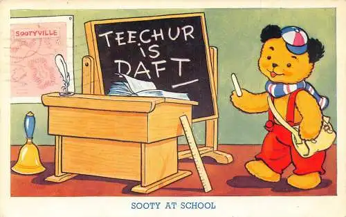 Gezeichneter rußiger Teddybär am Schultisch Tisch Glocke Sootyville 1964 Postkarte