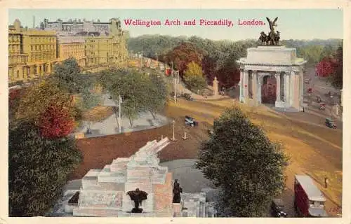 England London Wellington Arch und Piccadilly Vintage Postkarte