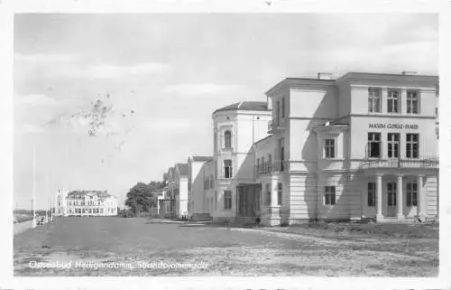 B049 Deutschland 1952 Ostseebad Heiligendamm Strandpromenade RPPC Postkarte