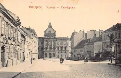 B053 Ungarn Budapest Diszer Platz Vintage Postkarte