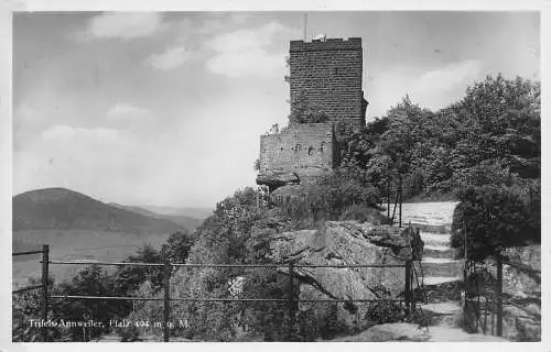 L205 Deutschland Trifels Annweiler Pfalzturm Vintage Postkarte