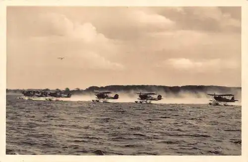 L027 Deutschland 1939 WWII Wasserflugzeuge Flugzeuge Echtfoto Vintage Postkarte