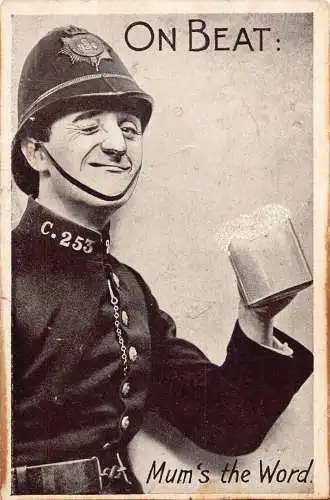 Comic Humor On Beat Mum's the Word Polizist Bierkrug Vintage Postkarte