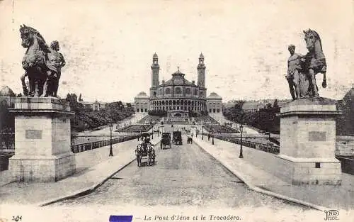 Frankreich Paris Le Pont d'lena et le Trocadero Kutschen Brücke Vintage Postkarte